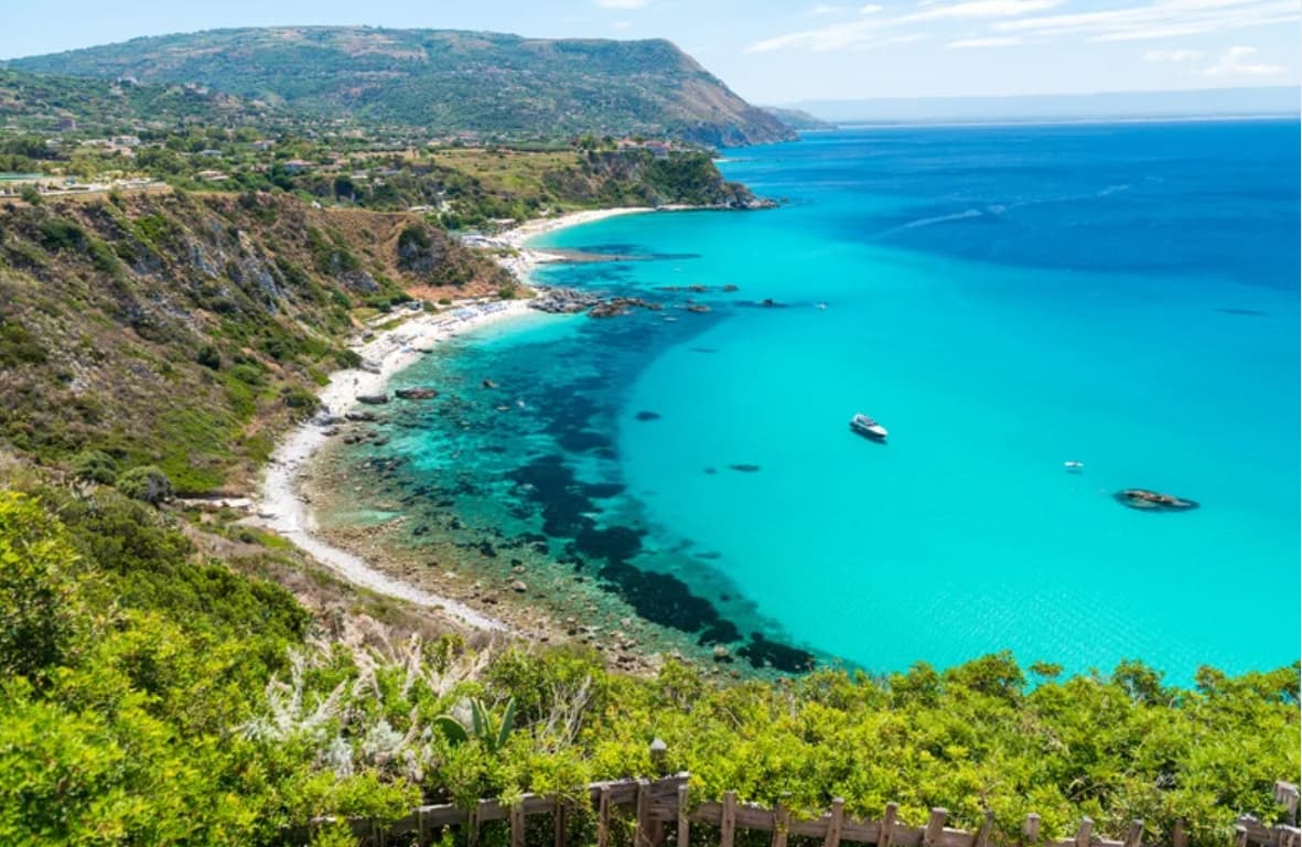 Costa degli Dei - Mare cristallino della Calabria